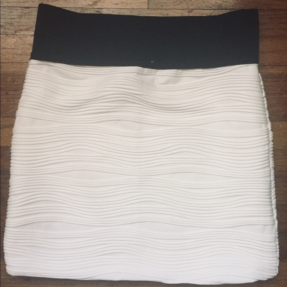 Charolette Russe skirt ruched size small